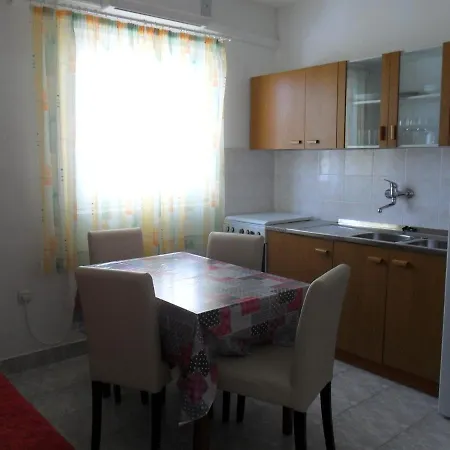 Gor Apartman